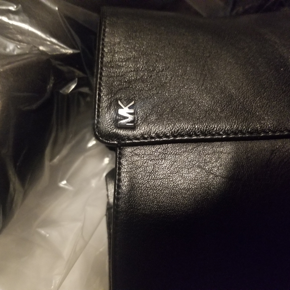 NEW Michael Kors black MK high heel leather boots - Picture 3 of 4